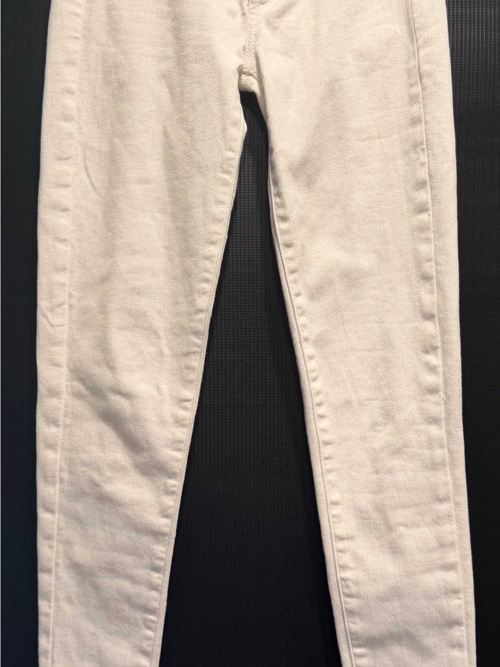 American Eagle Outfitters White Skinny Jeans